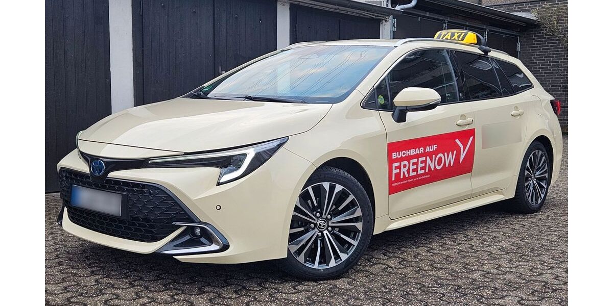 Toyota Corolla 81.000 km 28.560 &euro; Düsseldorf 40591