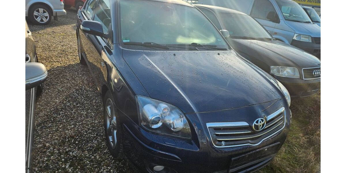 Toyota Avensis 200.000 km 3.880 &euro; Rheinberg 47495