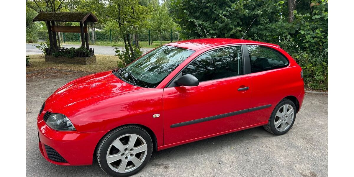 Seat Ibiza 84.000 km 1.499 &euro; Essen 45127