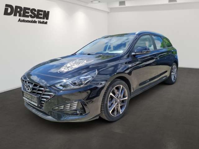 i30