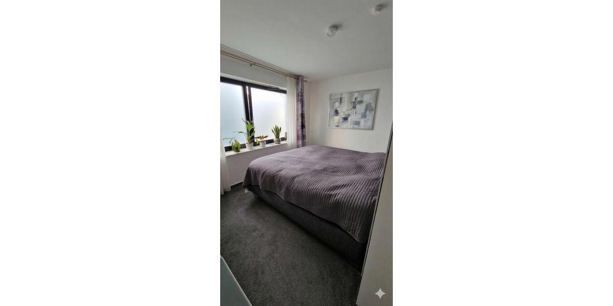 Einfamilienhaus Wesel - 8 Zimmer, 200 m&sup2;, 2.750&euro; | Angebot:26595947