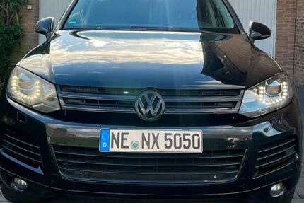 VW Touareg 179.500 km 12.850 &euro; Neuss 41469