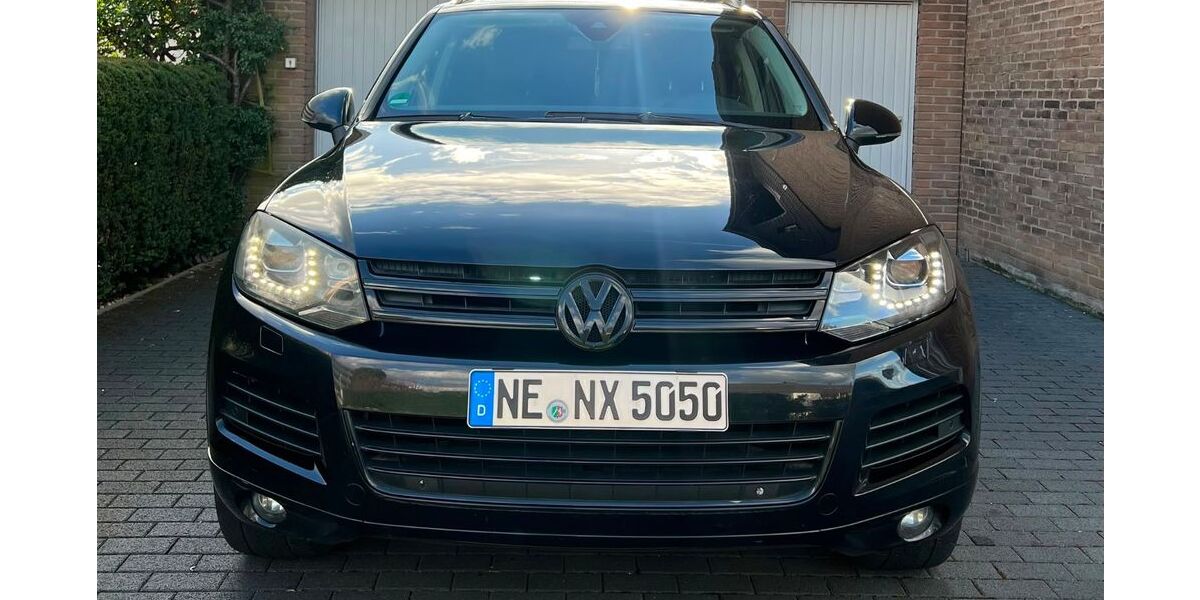 VW Touareg 179.500 km 12.850 &euro; Neuss 41469