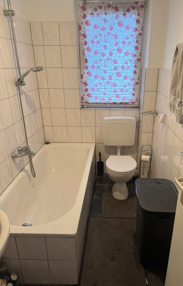 Zum 01.12: Re-Nord 3 Zimmer 66qm inkl. Einbauküche zimmer