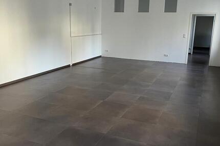 Gewerbeobjekt Neuss - 1.500&euro; | Angebot:26383854