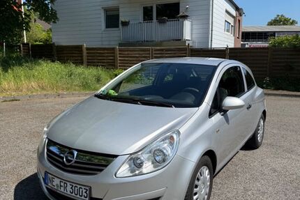 Opel Corsa 112.313 km 2.599 &euro; Kaarst 41564