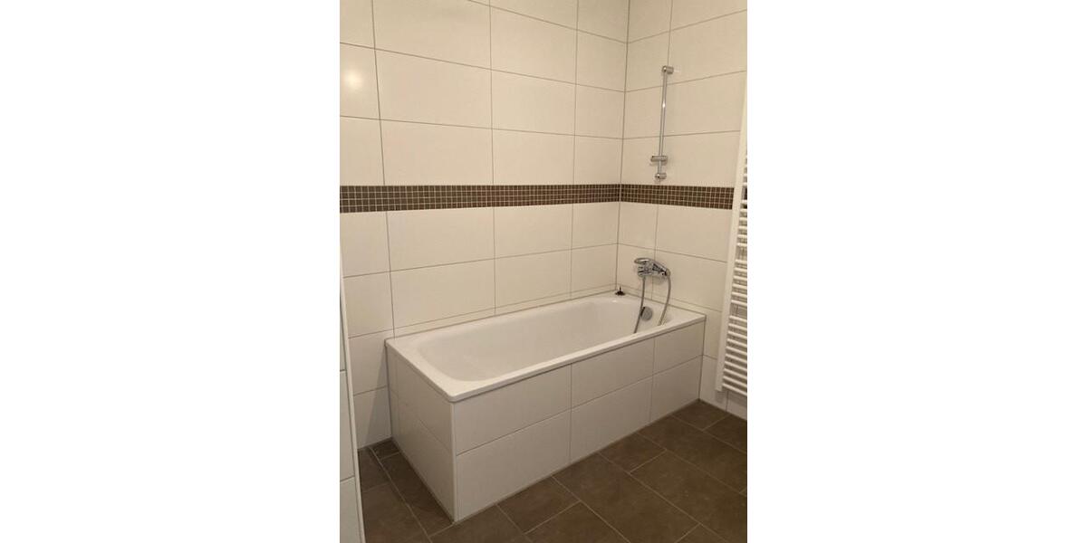 Etagenwohnung Meerbusch - 2 Zimmer, 69 m&sup2;, 915&euro; | Angebot:26548238