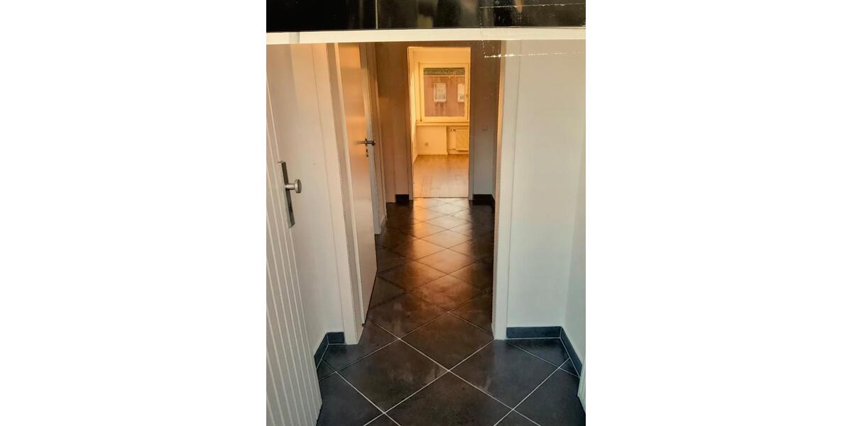 Etagenwohnung Oberhausen Alstaden - 3 Zimmer, 75 m&sup2;, 495&euro; | Angebot:26234178