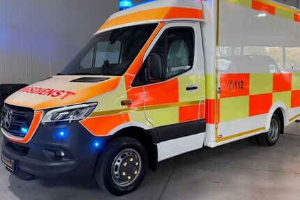 Mercedes-Benz Sprinter 327.500 km 22.900 € Gelsenkirchen 45879