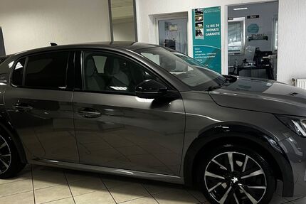 Peugeot 208 92.627 km 13.999 € Dinslaken 46537