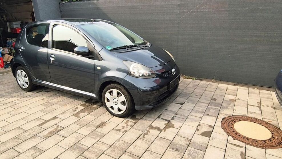 Aygo (X)
