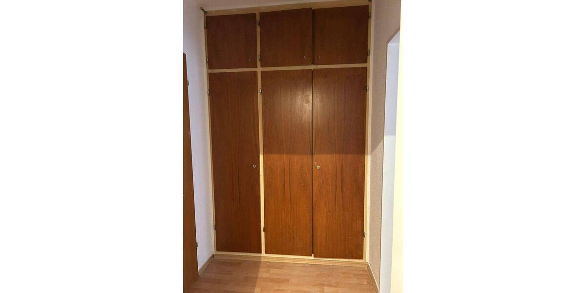 Etagenwohnung Oberhausen Sterkrade-Mitte - 1 Zimmer, 43 m&sup2;, 380&euro; | Angebot:26833826