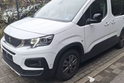 Peugeot Rifter 198.000 km 11.600 &euro; Mülheim an der Ruhr 45473