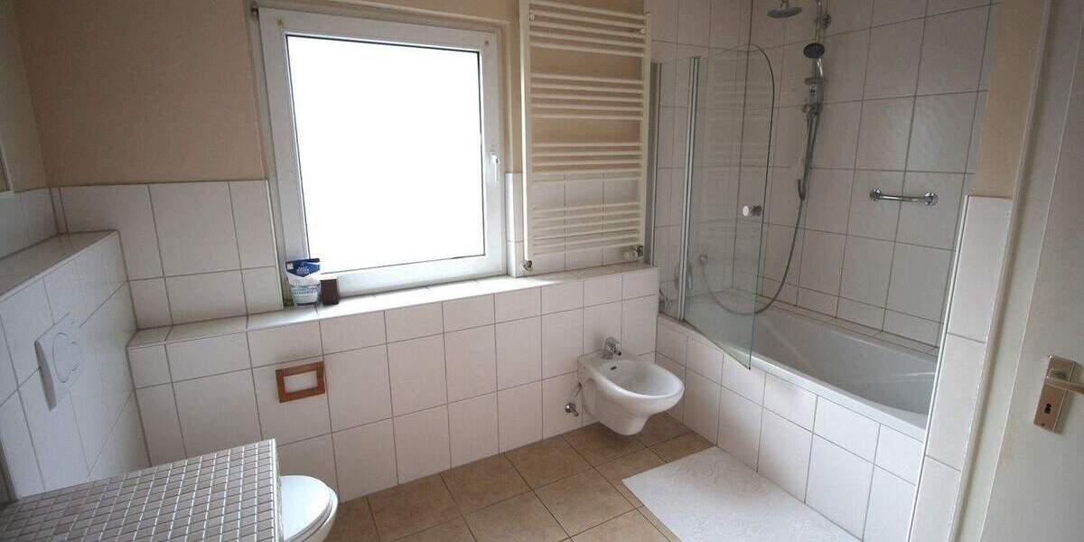 Reihenmittelhaus Düsseldorf Stockum - 4 Zimmer, 105 m&sup2;, 800.000&euro; | Angebot:25244636