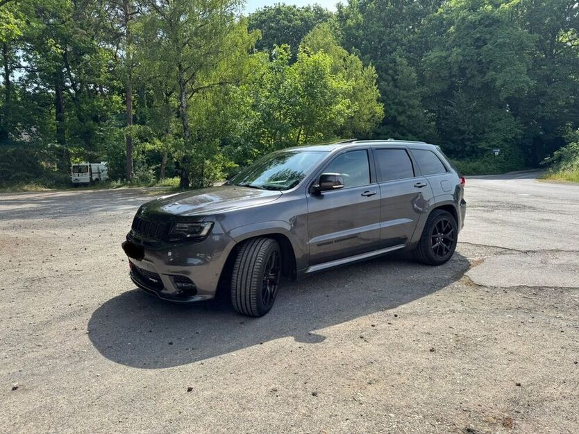 Grand Cherokee
