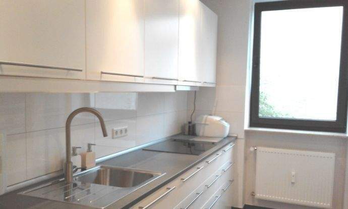Etagenwohnung Düsseldorf Kaiserswerth - 5 Zimmer, 160 m&sup2;, 2.550&euro; | Angebot:25109283
