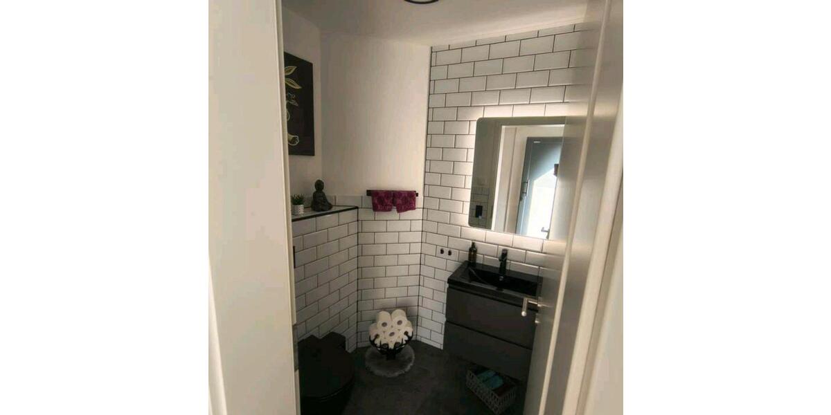 Doppelhaushälfte Meerbusch - 5.5 Zimmer, 157 m&sup2;, 3.200&euro; | Angebot:26329601