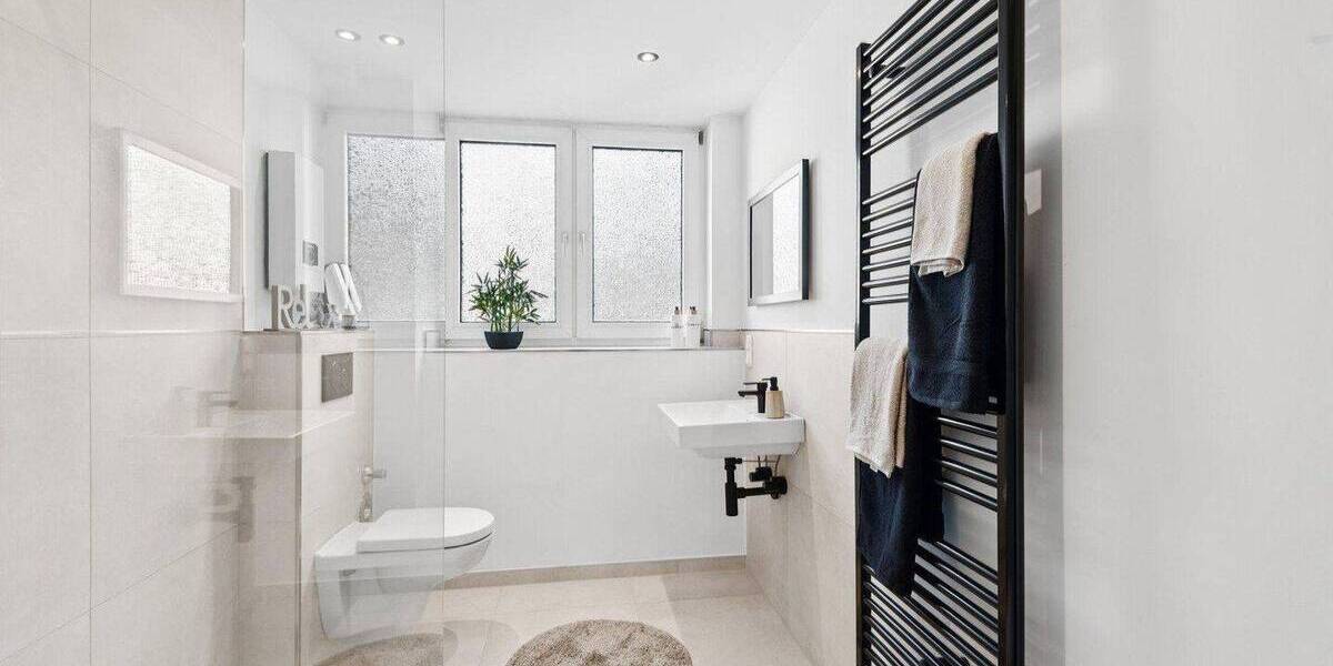 Etagenwohnung Düsseldorf Pempelfort - 3 Zimmer, 90 m&sup2;, 424.800&euro; | Angebot:26402428
