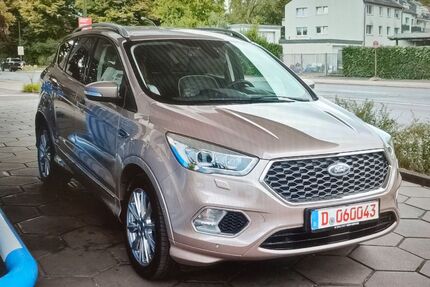Ford Kuga 61.000 km 18.000 € Düsseldorf 40627