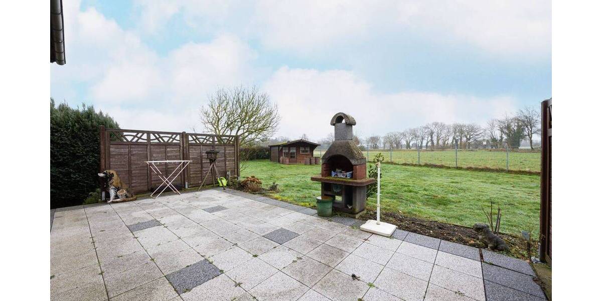 Mehrfamilienhaus, Wohnhaus Moers Kapellen-Mitte - 1 Zimmer, 220 m&sup2;, 699.000&euro; | Angebot:21701253