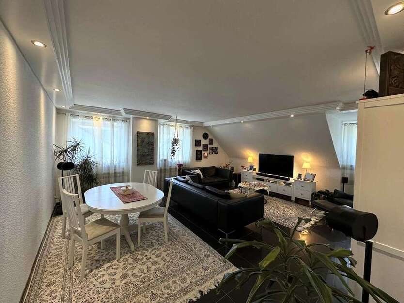 Wohnung zum Kaufen in Kaarst 279.000 € 92 m²