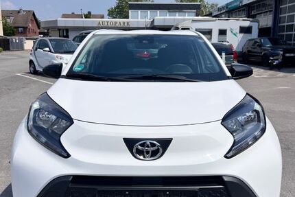 Toyota Aygo (X) 56.800 km 13.499 &euro; Düsseldorf 40627