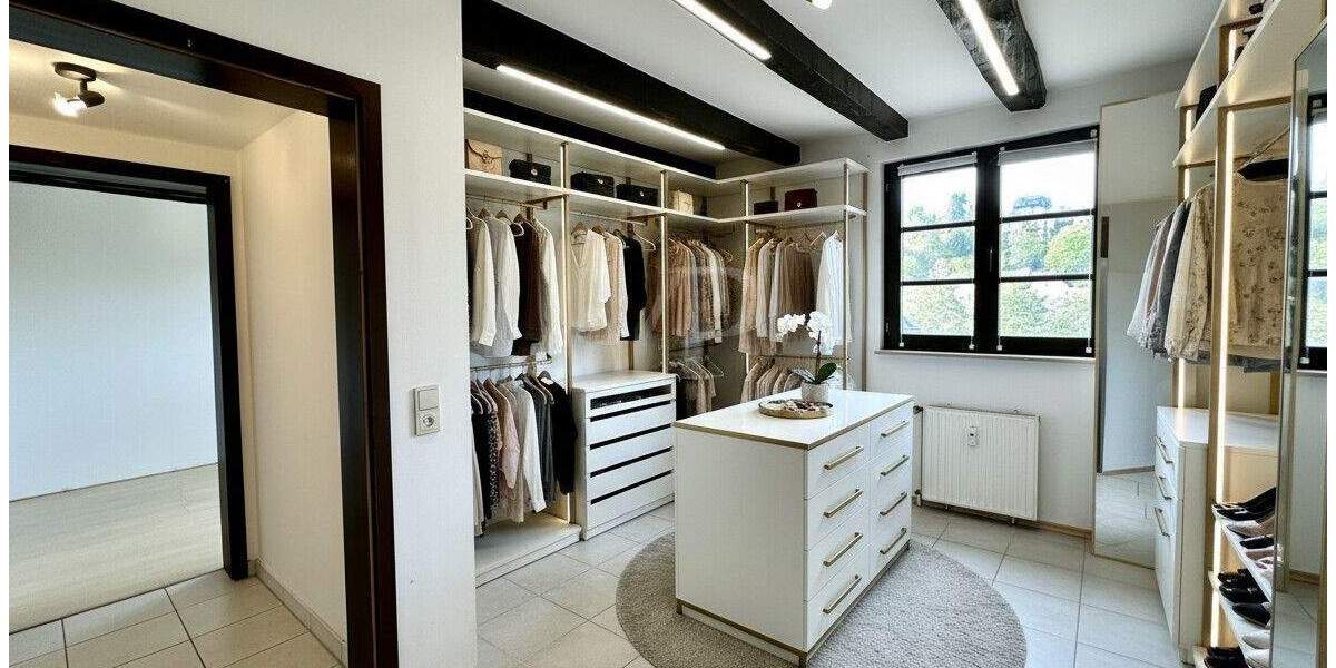 Etagenwohnung Velbert Langenberg - 3 Zimmer, 60 m&sup2;, 169.999&euro; | Angebot:24544903