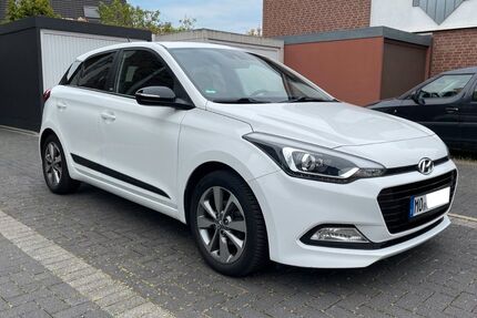Hyundai i20 166.000 km 7.550 € Moers 47443