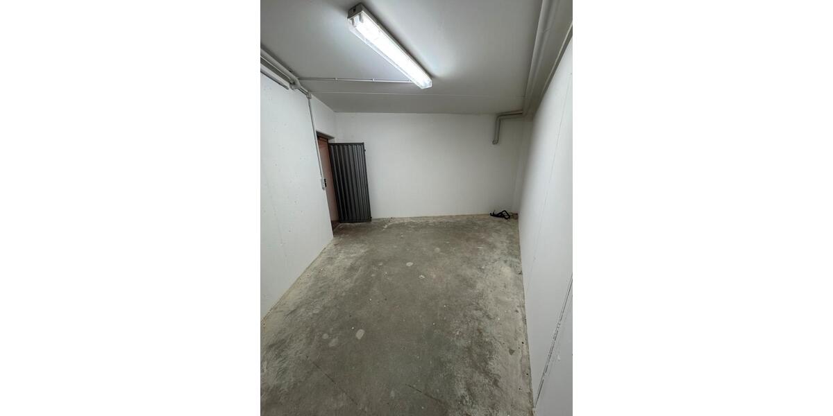 Gewerbeobjekt Düsseldorf Oberbilk - 1.445&euro; | Angebot:25084232