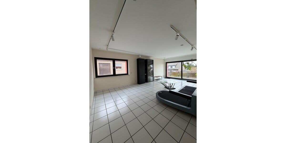 Gewerbeobjekt Dinslaken Hiesfeld - 5 Zimmer, 12 m&sup2;, 2.072&euro; | Angebot:25089109