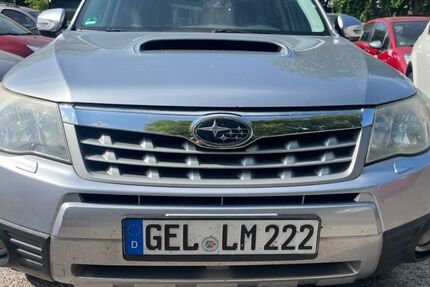 Subaru Forester 246.000 km 2.490 € Duisburg 47138