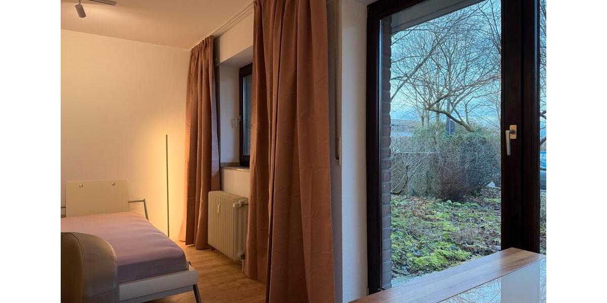 Erdgeschoßwohnung Neuss Gnadental - 1.5 Zimmer, 46 m&sup2;, 940&euro; | Angebot:25329870