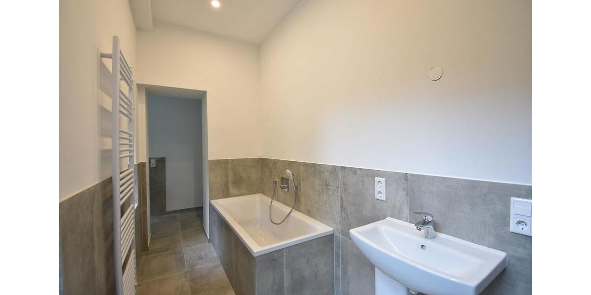 Etagenwohnung Düsseldorf Heerdt - 2 Zimmer, 75 m&sup2;, 1.250&euro; | Angebot:22619460