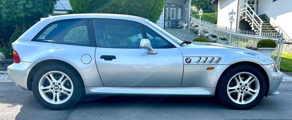 BMW Z3 156.183 km 19.900 € Velbert 42555