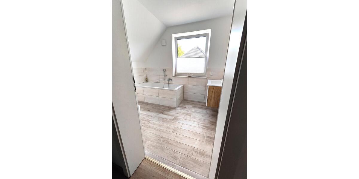 Einfamilienhaus Kamp-Lintfort Lintfort - 5 Zimmer, 100 m&sup2;, 565.000&euro; | Angebot:26589502
