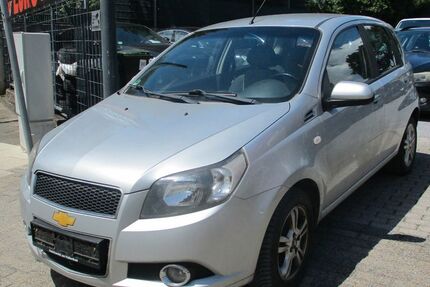 Chevrolet Aveo 129.000 km 1.299 &euro; Oberhausen 46149