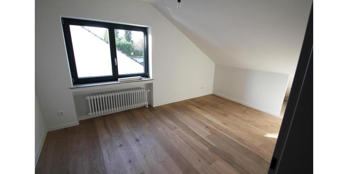 Doppelhaushälfte Meerbusch Kierst - 5 Zimmer, 125 m&sup2;, 2.300&euro; | Angebot:24740418