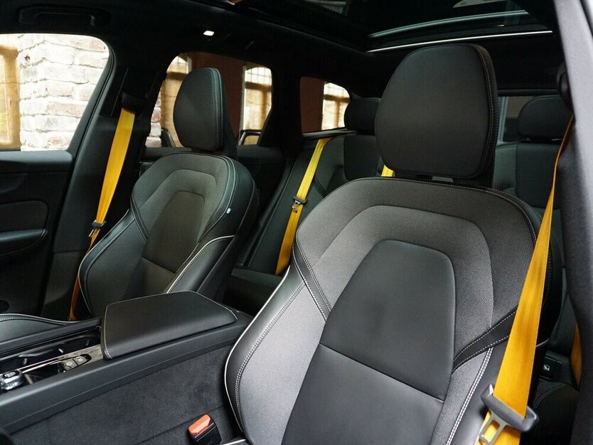 XC60 T8 Polestar B&W Pano 360° Leder HuD 22´