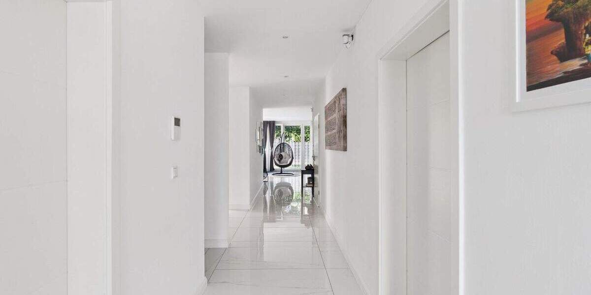 Doppelhaushälfte Neuss Weissenberg - 8 Zimmer, 324 m&sup2;, 1.349.000&euro; | Angebot:24453157