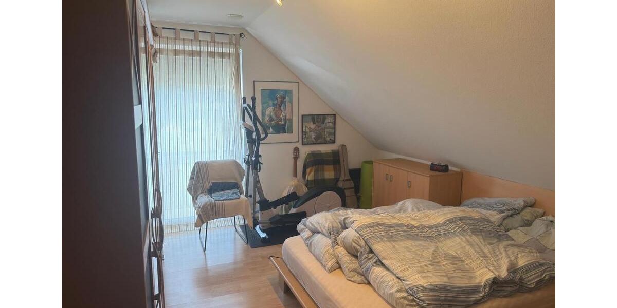 Dachgeschoßwohnung Duisburg Duisburg-Mitte - 2.5 Zimmer, 65 m&sup2;, 189.000&euro; | Angebot:26815438