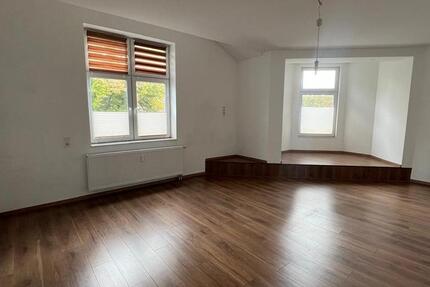 Wohnung Bochum Bochum-Mitte - 3 Zimmer, 107 m&sup2;, 860&euro; | Angebot:24640533