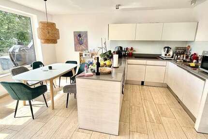 Wohnung Düsseldorf Grafenberg - 5 Zimmer, 124 m&sup2;, 2.170&euro; | Angebot:26901076