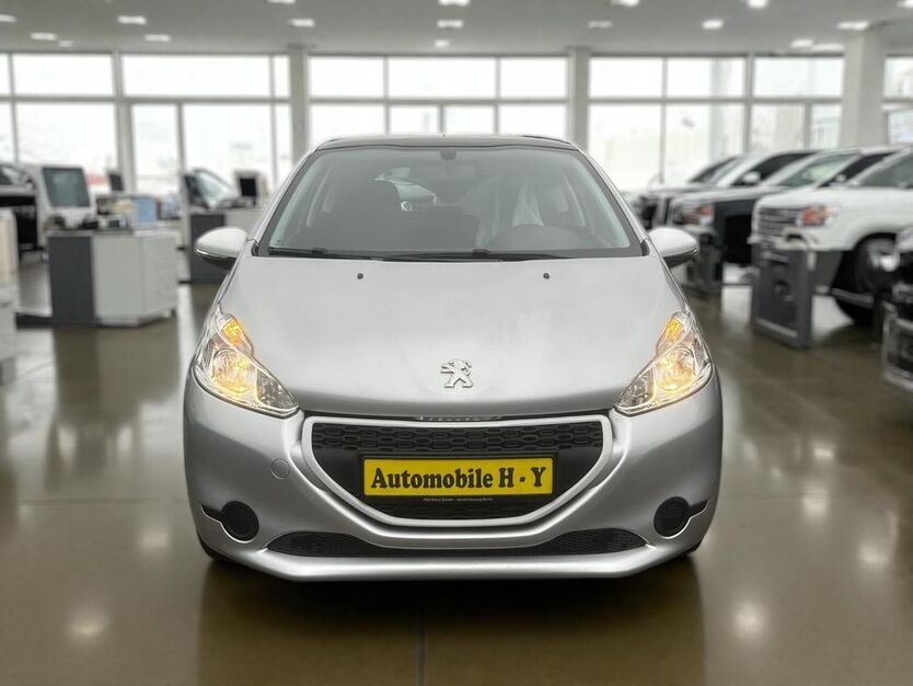 Peugeot 208 42.000 km 6.666 € Bottrop 46238
