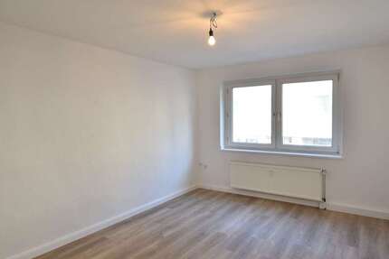 Wohnung Essen Frohnhausen - 4 Zimmer, 111 m&sup2;, 1.300&euro; | Angebot:27437756