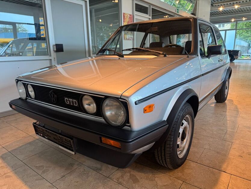 VW Golf 130.404 km 12.900 € Wülfrath 42489