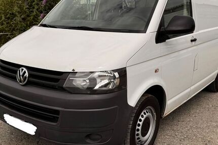 VW T5 Transporter 337.000 km 5.200 &euro; Düsseldorf 40549