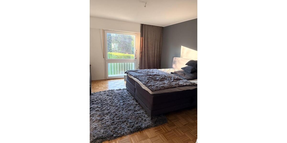 Erdgeschoßwohnung Meerbusch Necklenbroich - 3 Zimmer, 110 m&sup2;, 1.700&euro; | Angebot:26261732