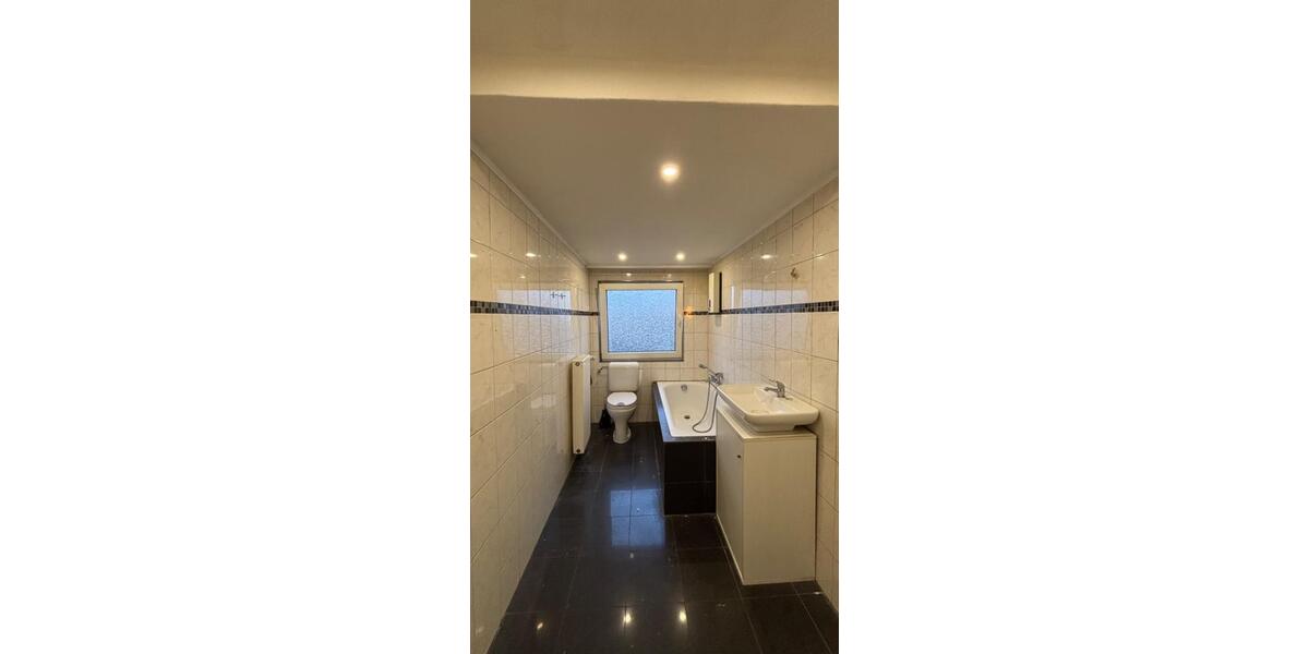 Etagenwohnung Bottrop Ebel - 4.5 Zimmer, 95 m&sup2;, 902&euro; | Angebot:26194917