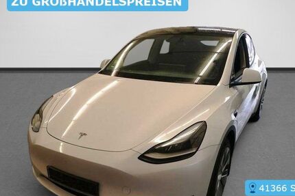 Tesla Model Y 121.469 km 28.807 &euro; Krefeld 47829