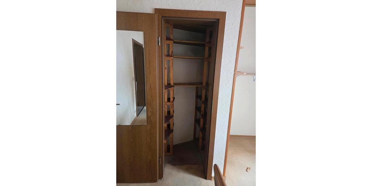 Etagenwohnung Essen Stadtkern - 3.5 Zimmer, 73 m&sup2;, 1.003&euro; | Angebot:25589832